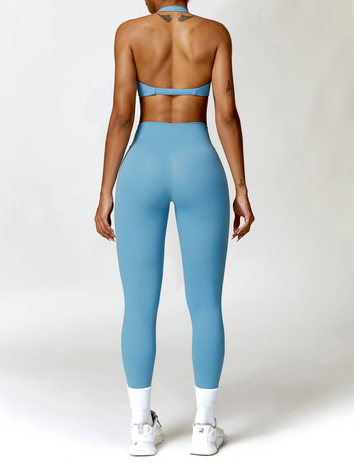 Cloud-Feel Twist Front Halter Sports Bras