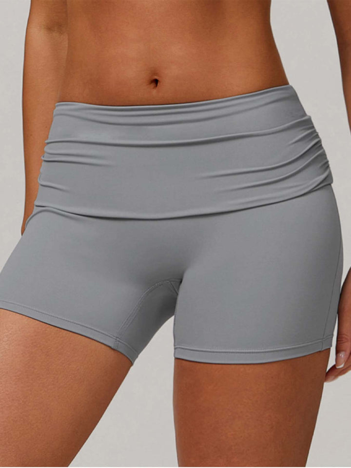 Cloud-Like Folded Waist Sports Shorts