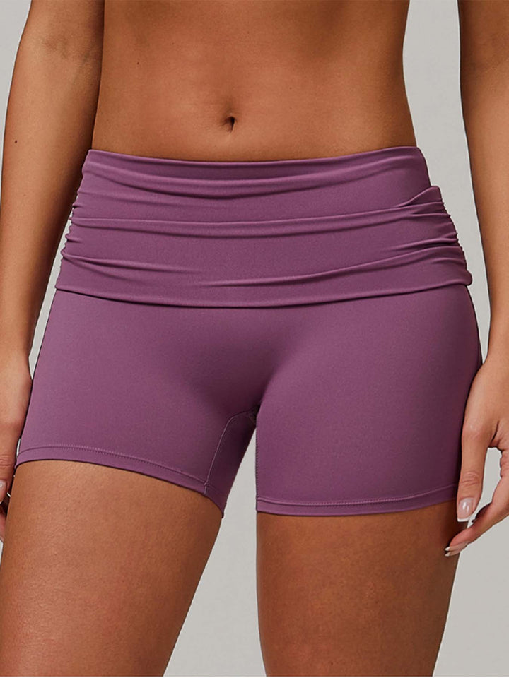Cloud-Like Folded Waist Sports Shorts